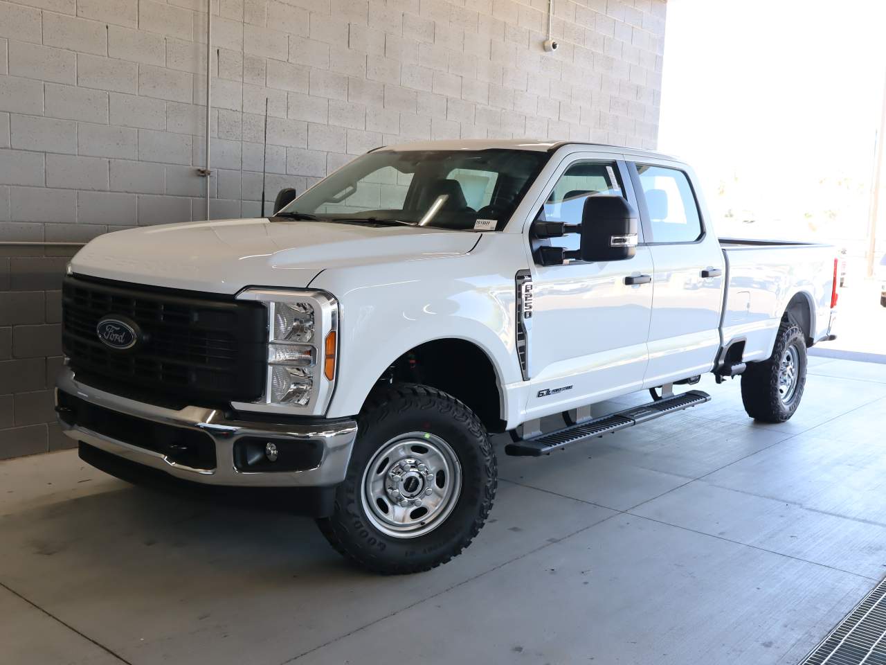 2026 Ford F-250 Super Duty Crew Cab XL