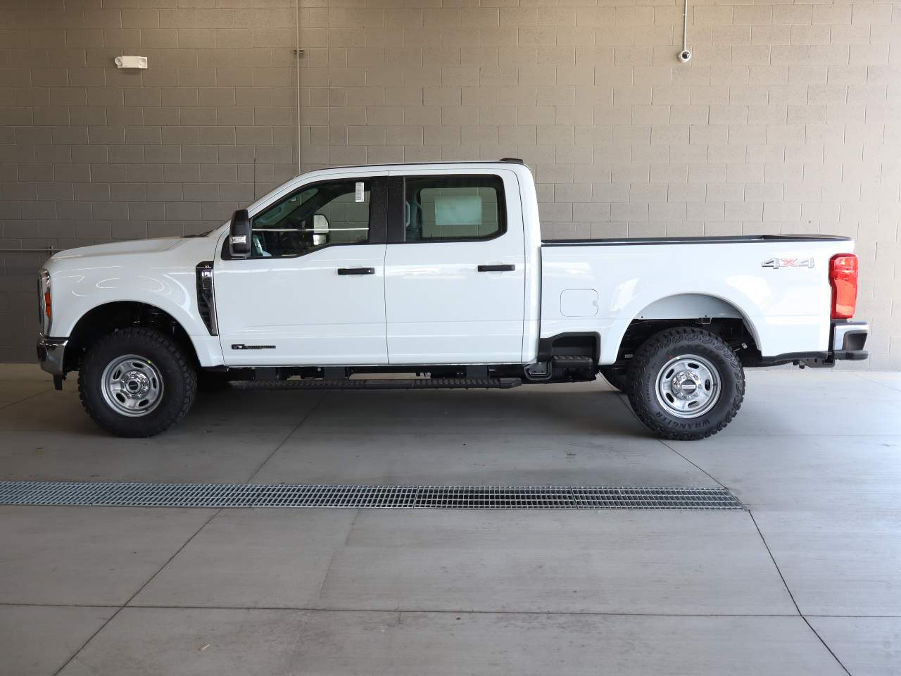 2026 Ford F-250 Super Duty Crew Cab XL