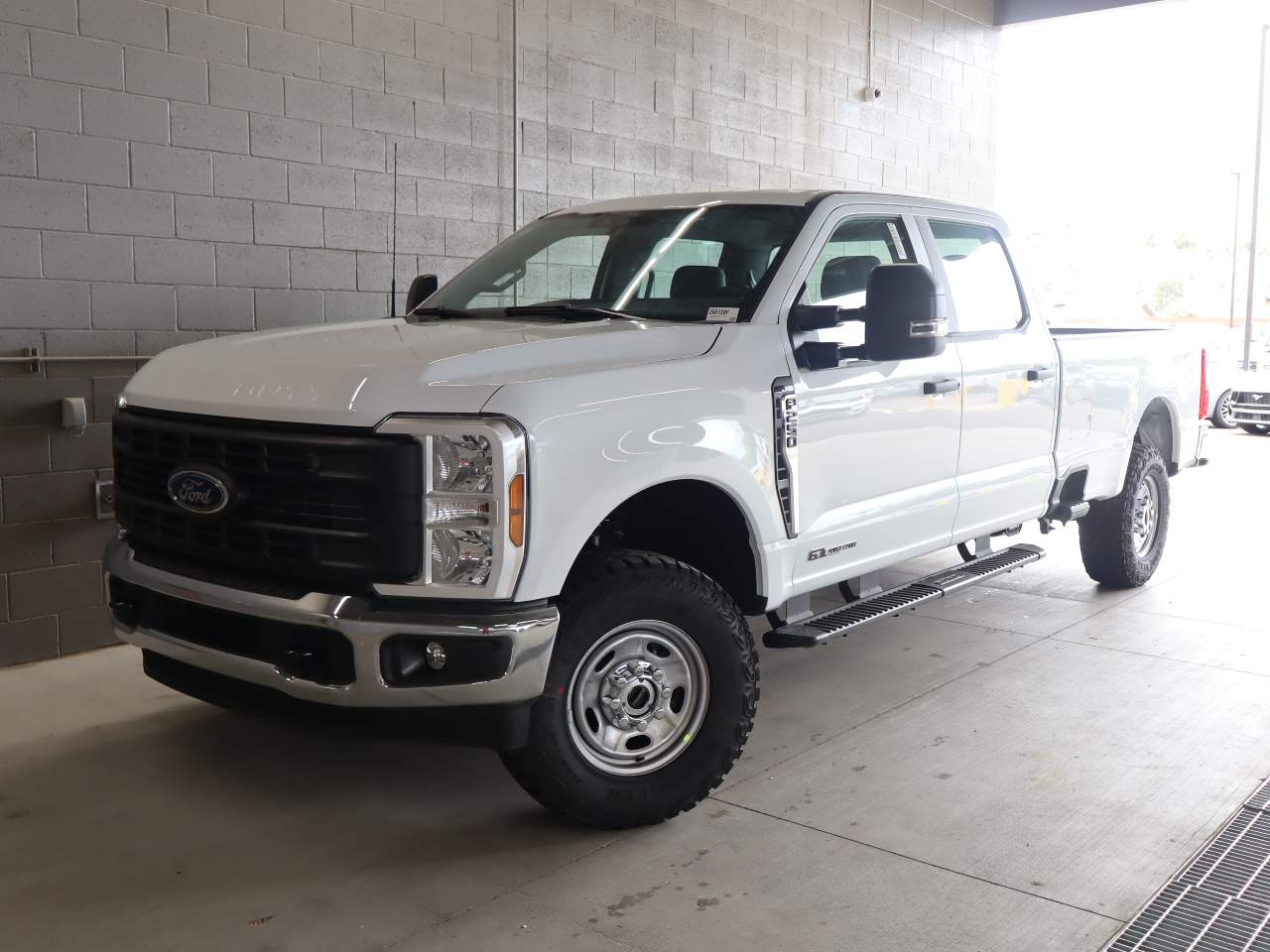 2026 Ford F-250 Super Duty Crew Cab XL