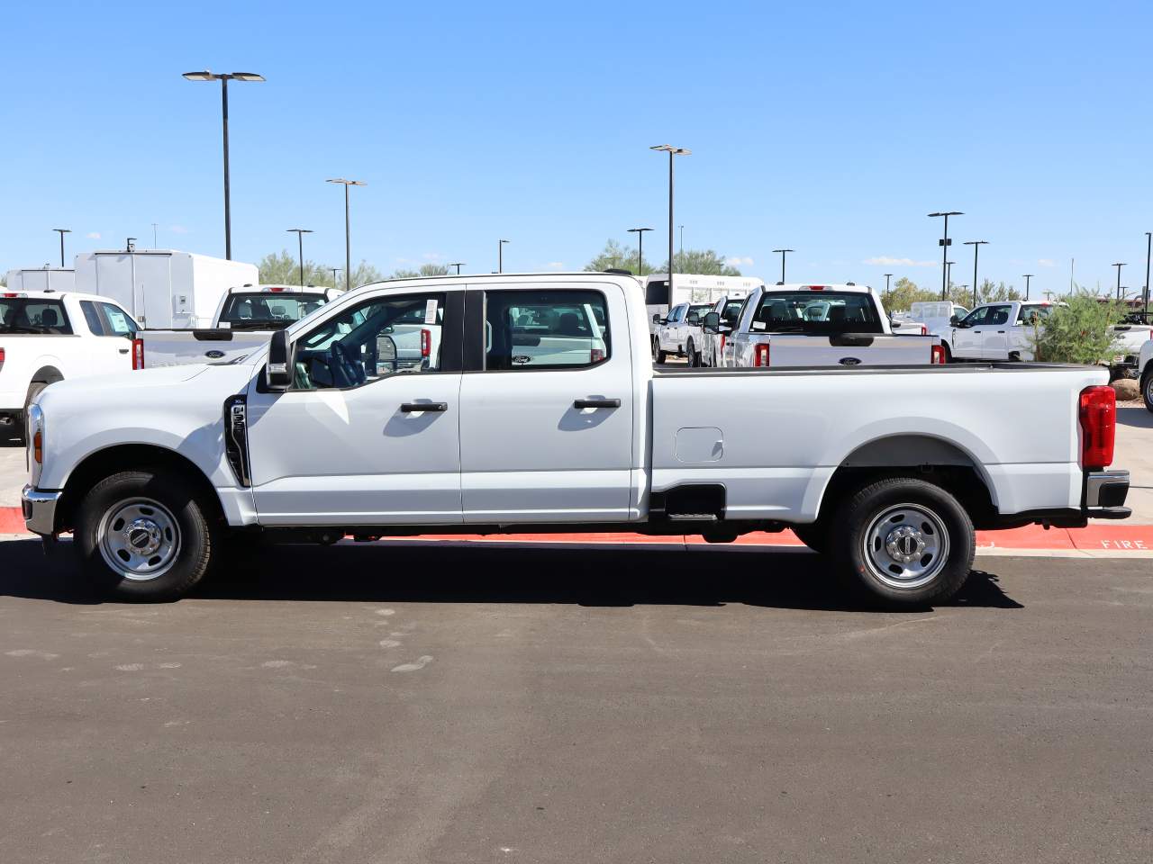 2024 Ford F-350 Super Duty SRW Crew Cab XL