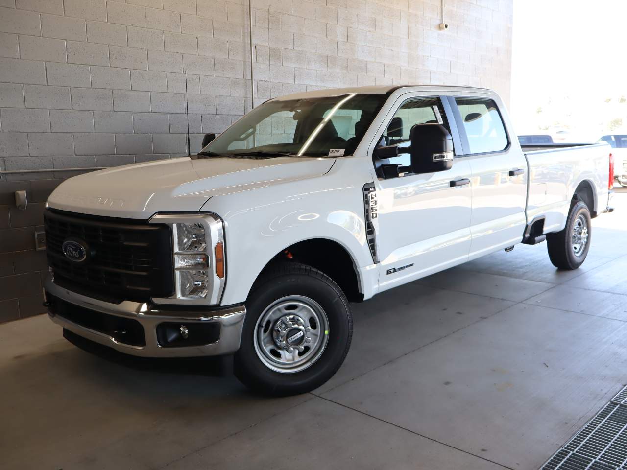 2026 Ford F-350 Super Duty SRW Crew Cab XL