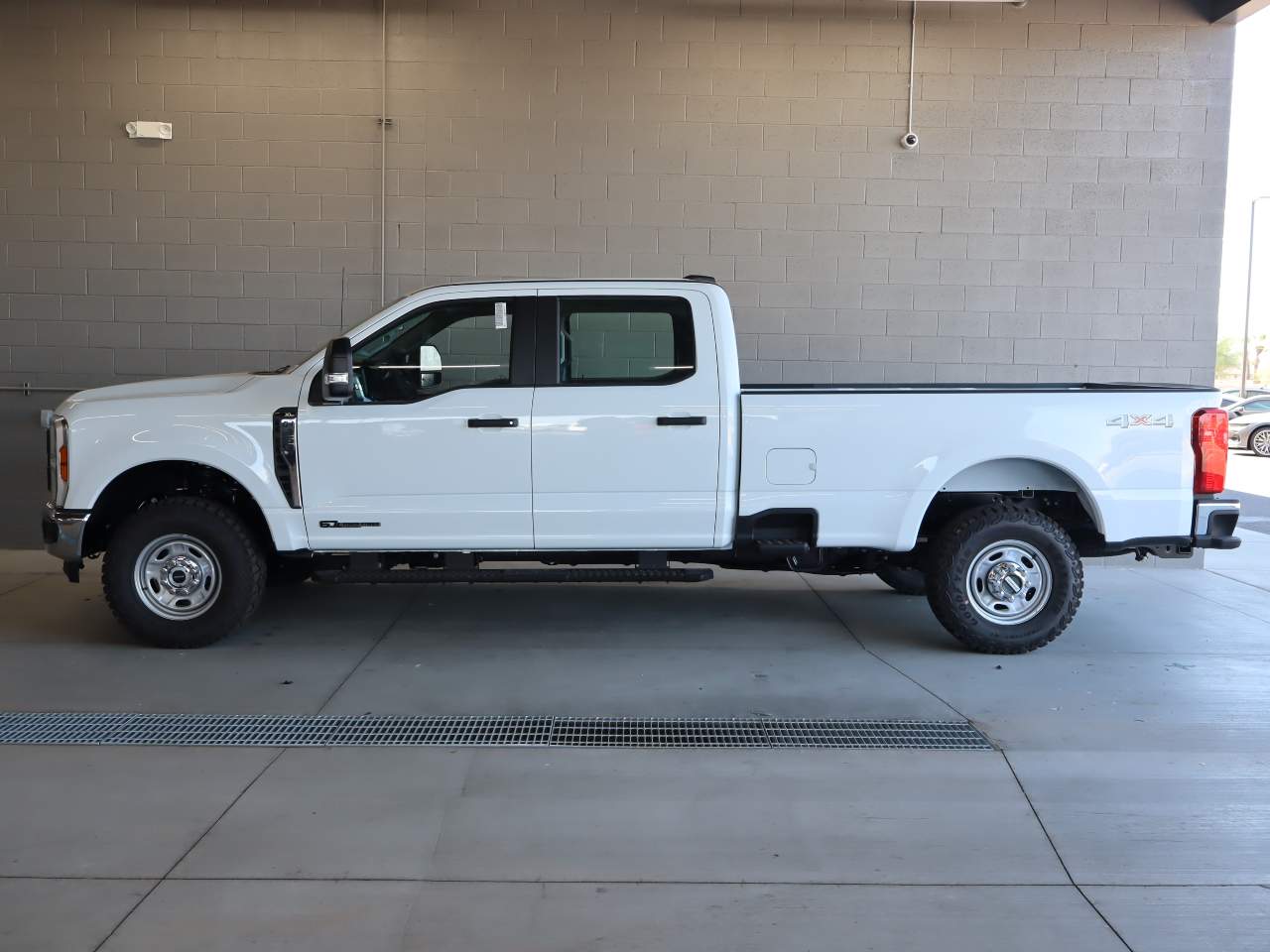 2026 Ford F-350 Super Duty SRW Crew Cab XL