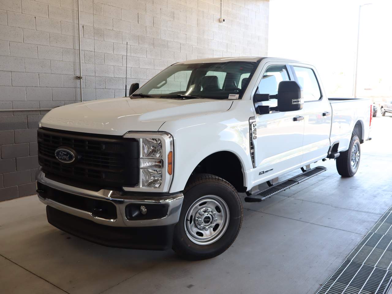 2026 Ford F-350 Super Duty SRW Crew Cab XL