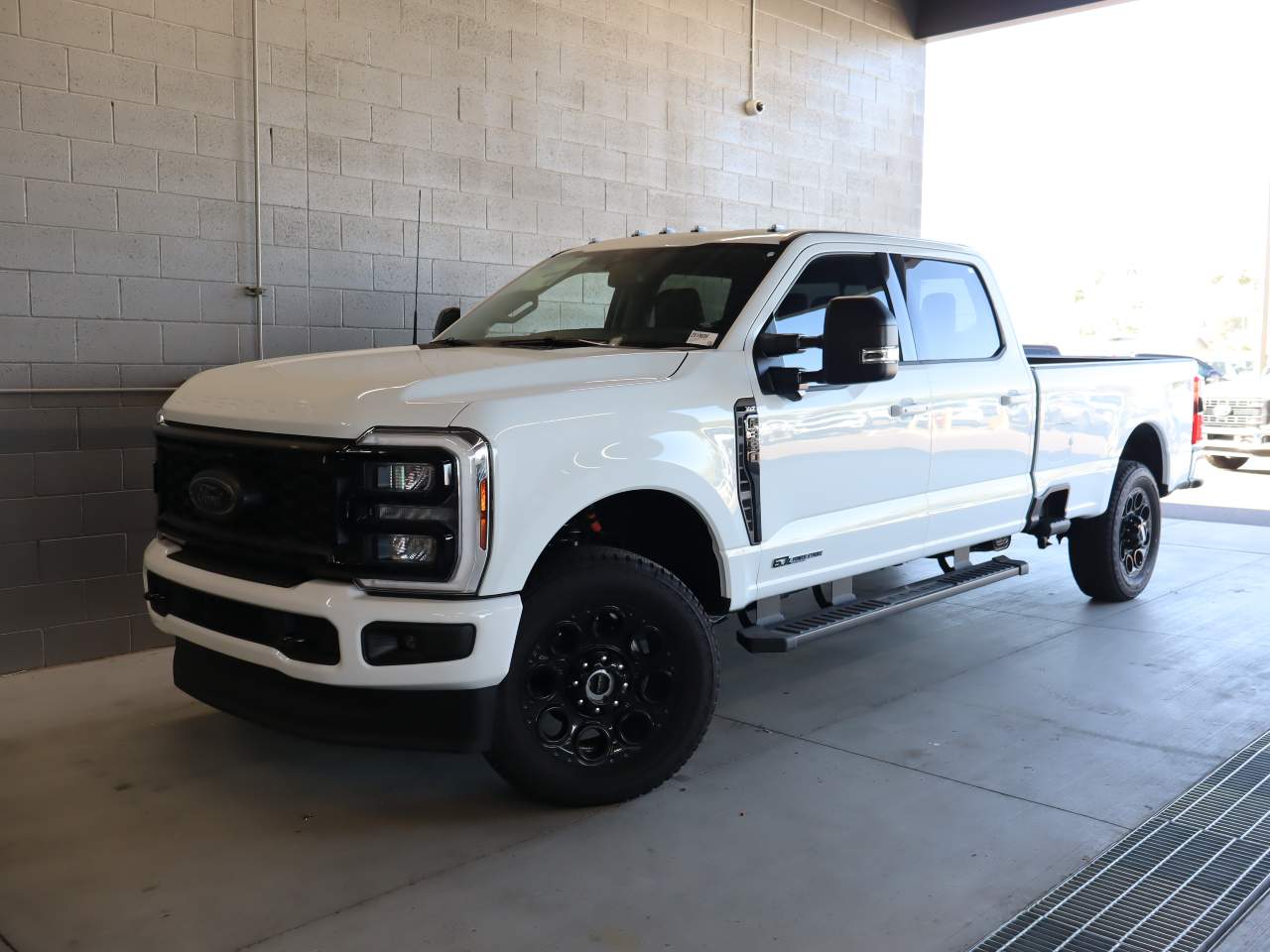 2026 Ford F-350 Super Duty SRW Crew Cab XL