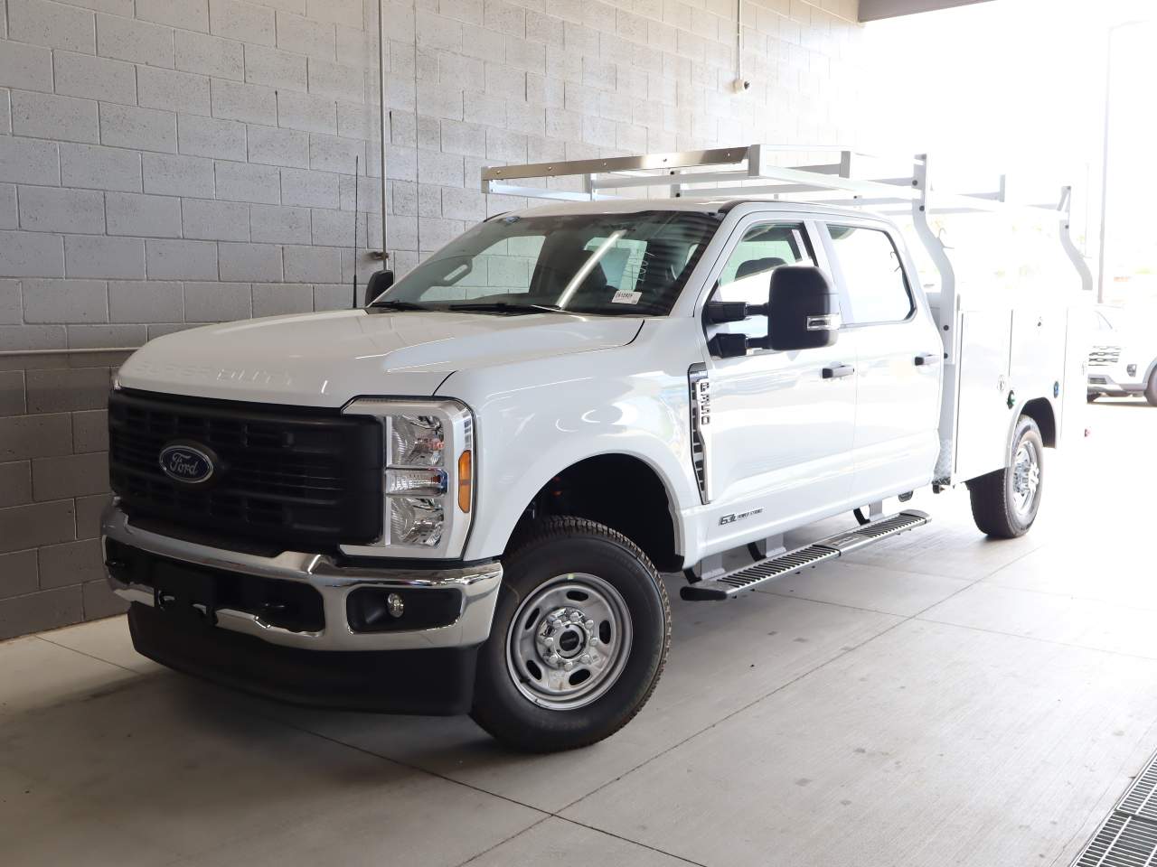 2026 Ford F-350 XL 4x4 Crew Cab 8' Box SRW's photo