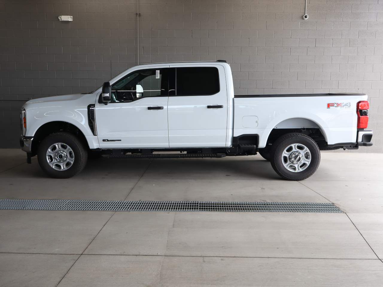 2026 Ford F-350 Super Duty SRW Crew Cab XLT