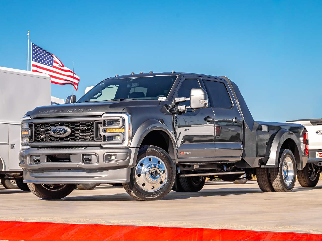 2025 Ford F-450 Super Duty Crew Cab Pickup