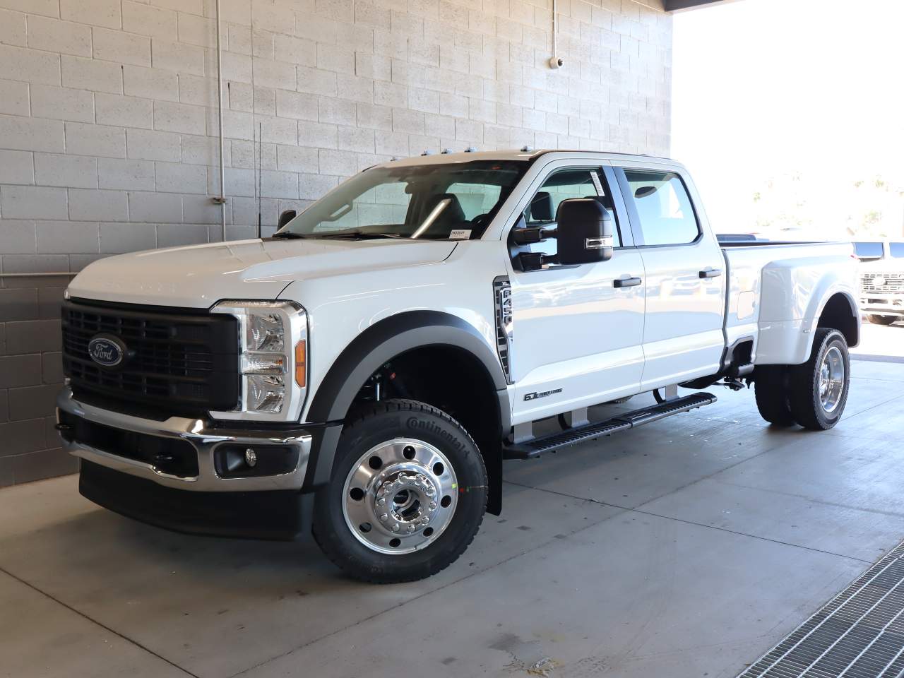 2026 Ford F-450 Super Duty DRW XL