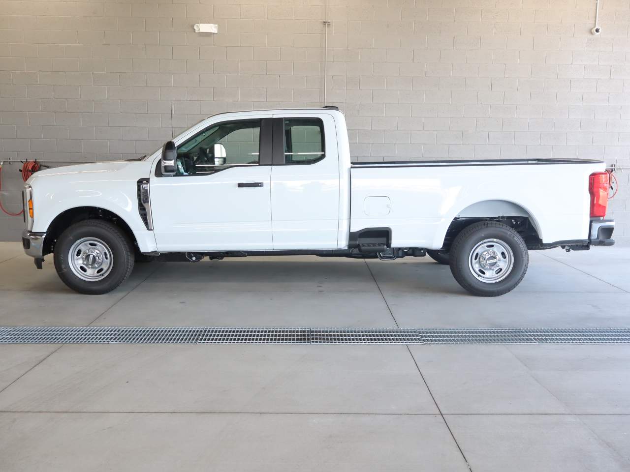 2025 Ford F-350 Super Duty SRW SuperCab XL