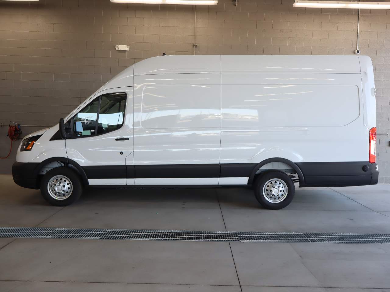 2025 Ford Transit 350 HD
