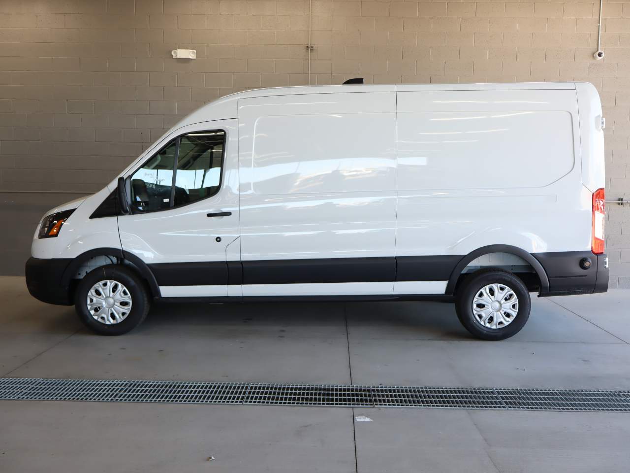 2027 Ford Transit 250