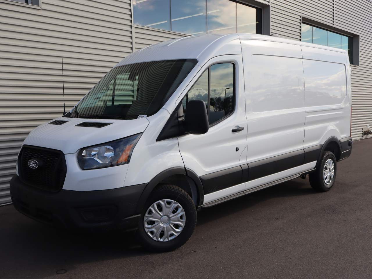 2026 Ford Transit Van Base's photo