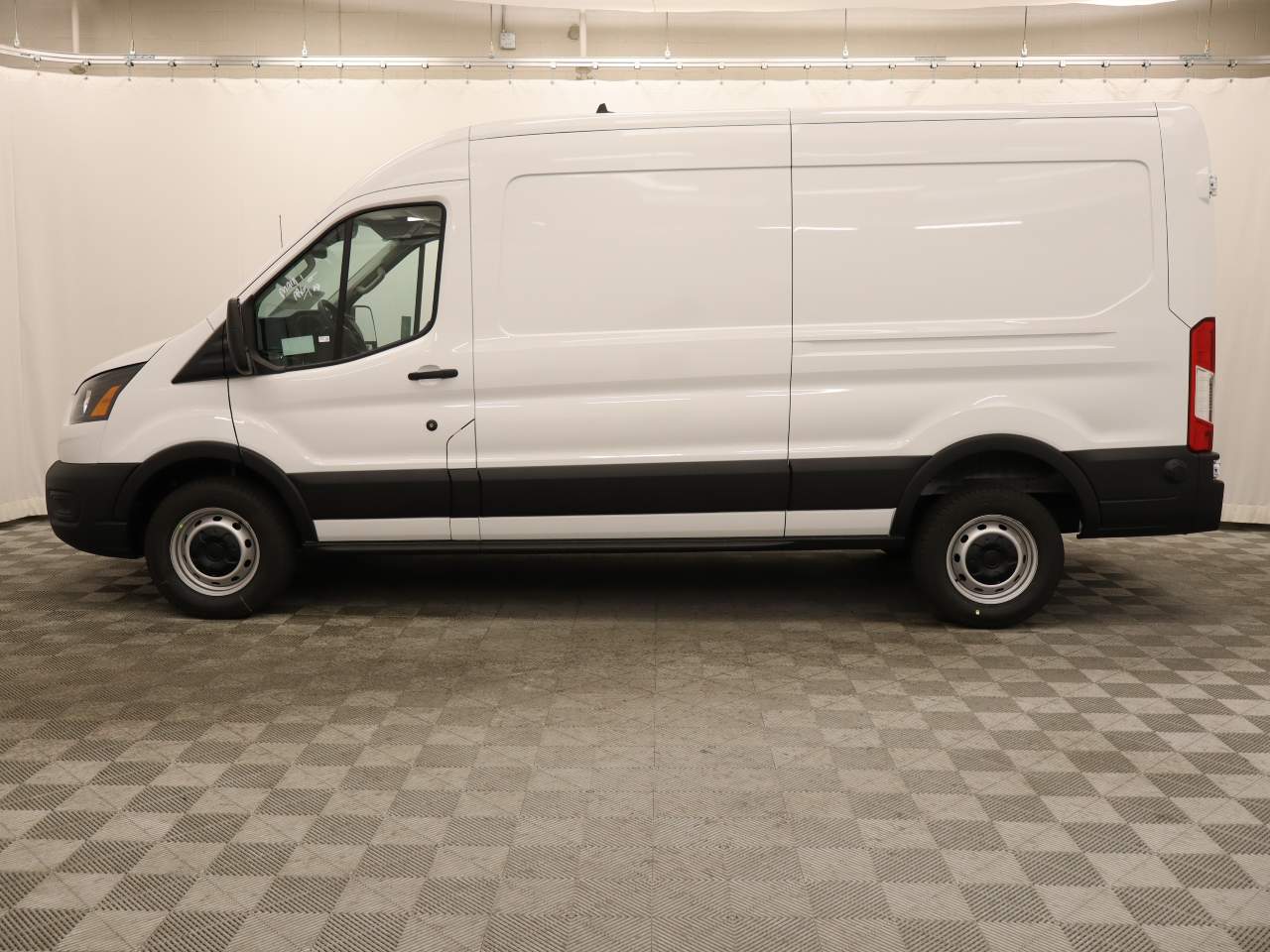 2024 Ford Transit 250