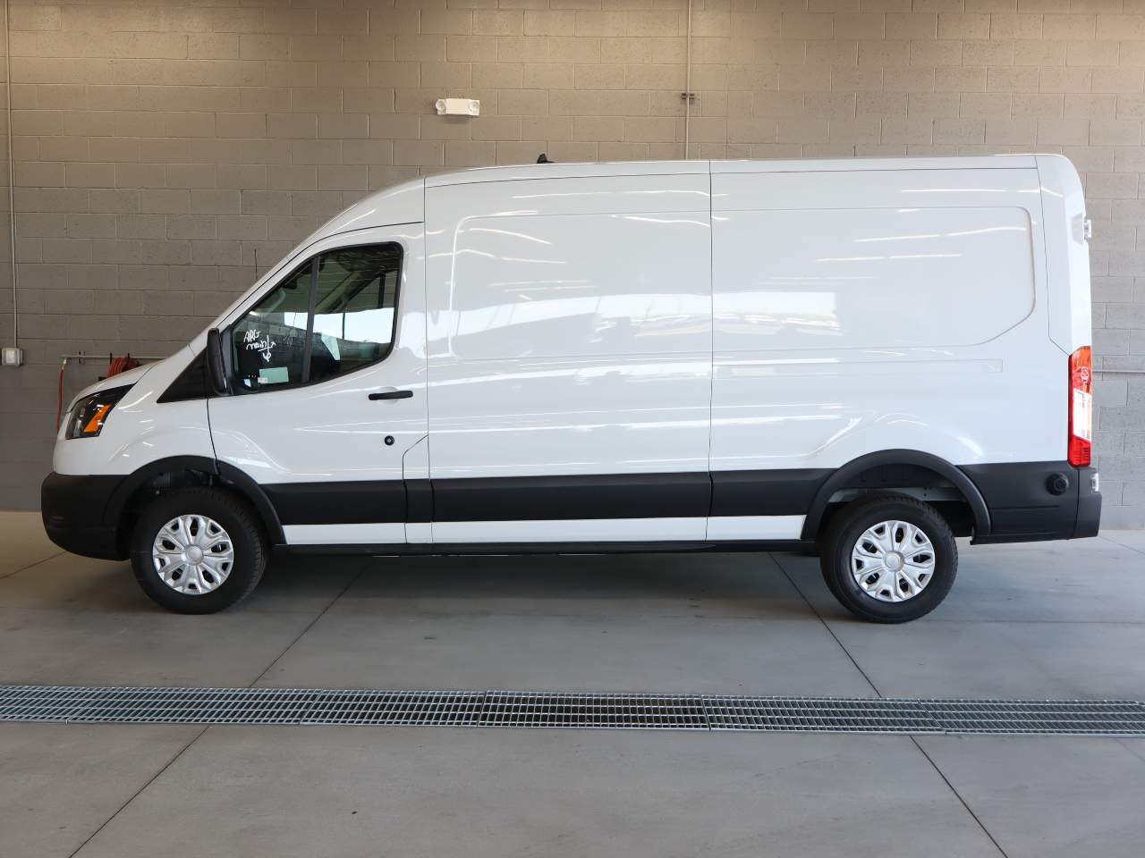 2025 Ford Transit 250