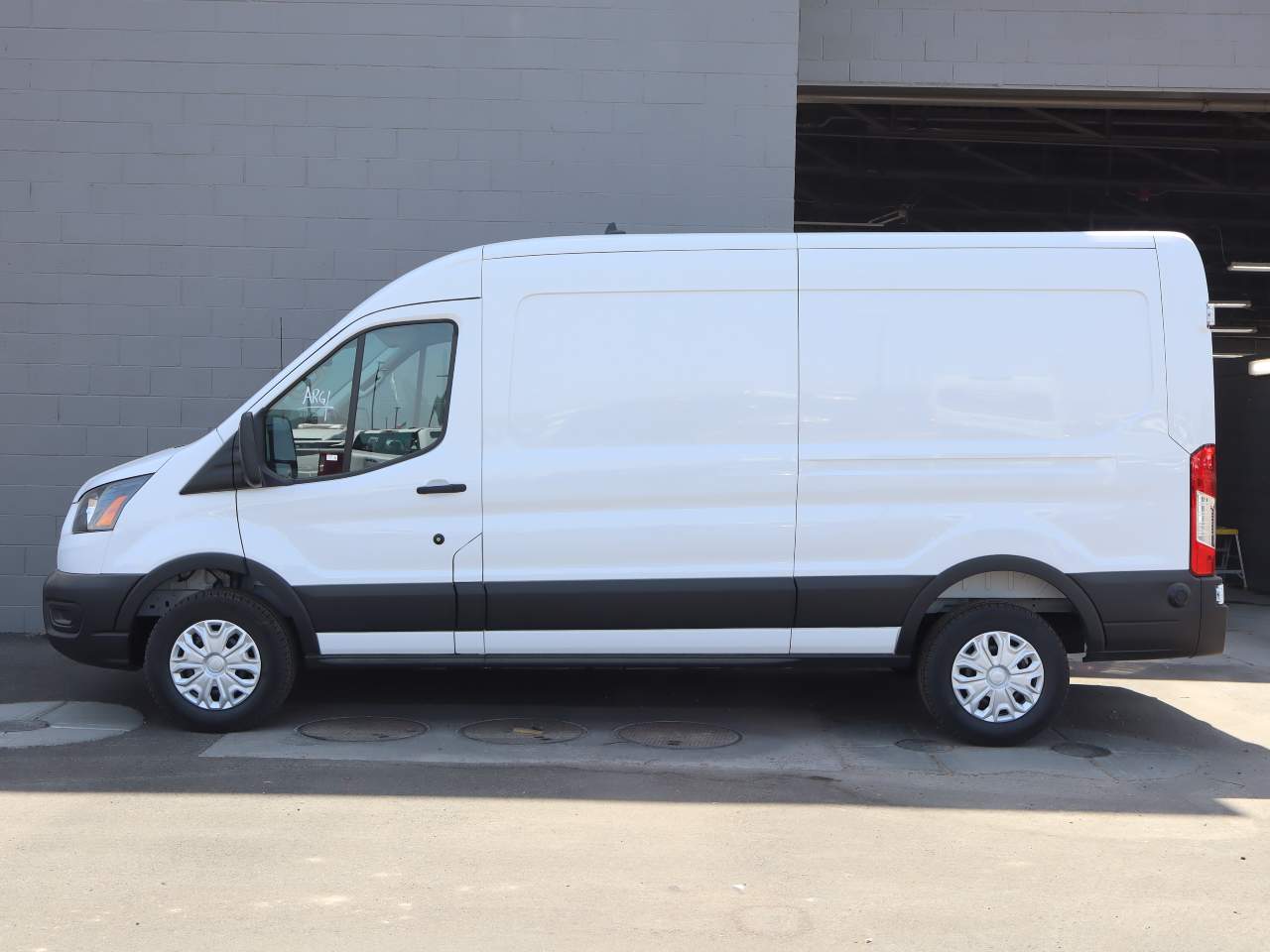 2025 Ford Transit 250