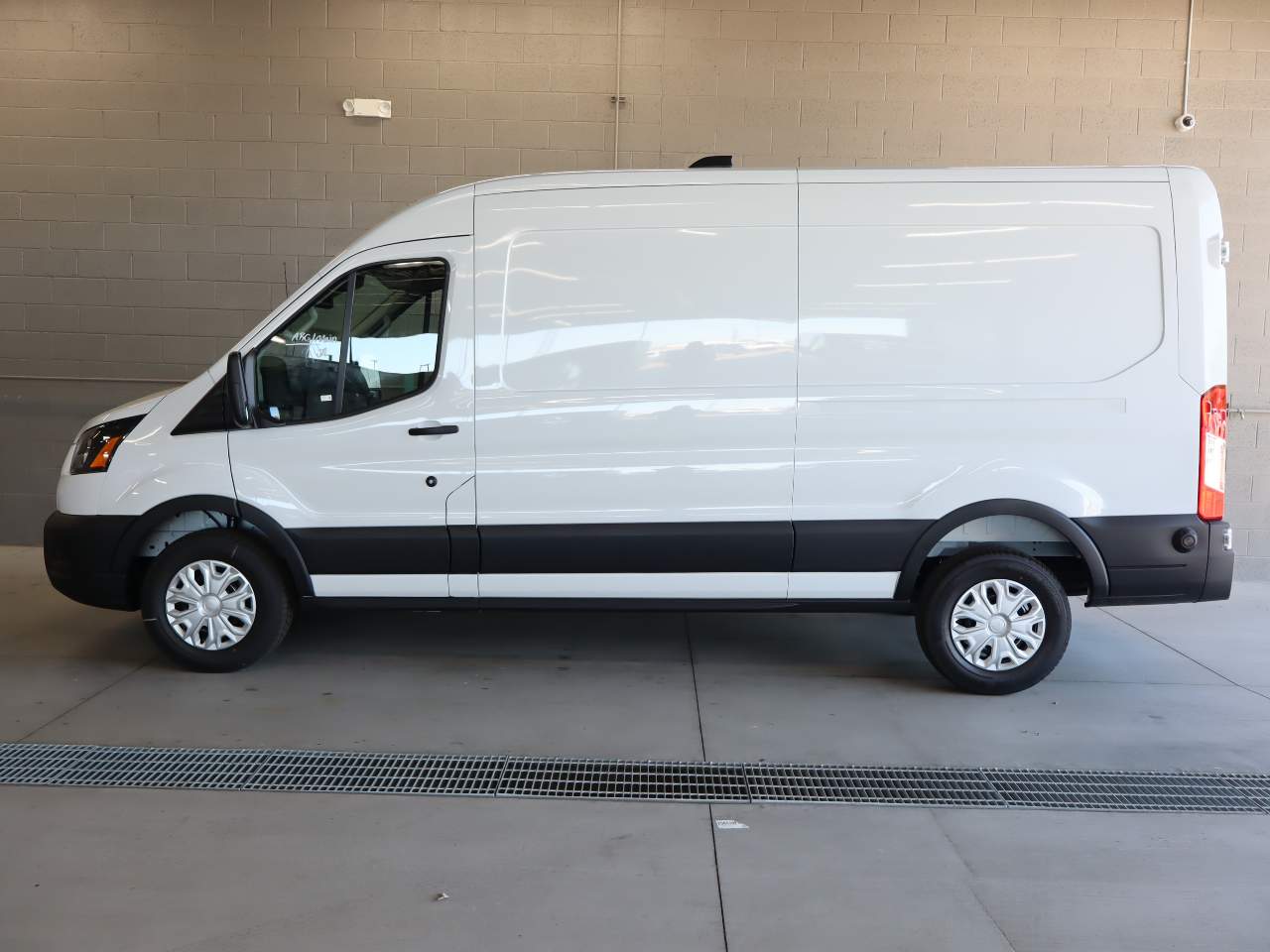 2027 Ford Transit 250