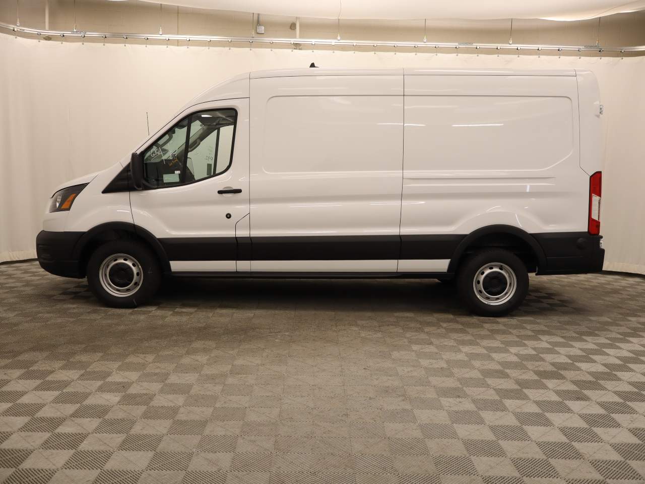 2024 Ford Transit 250