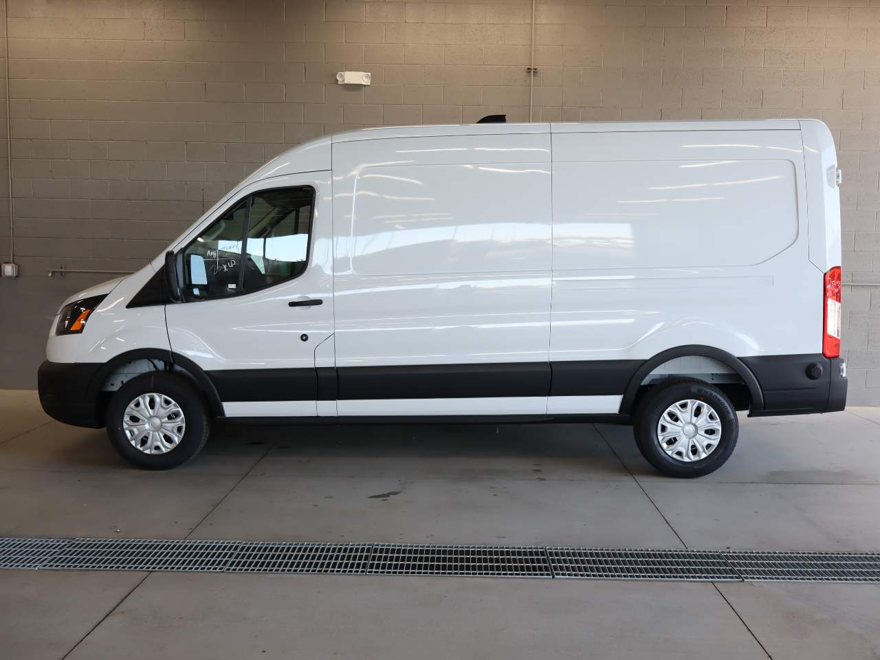 2027 Ford Transit 250