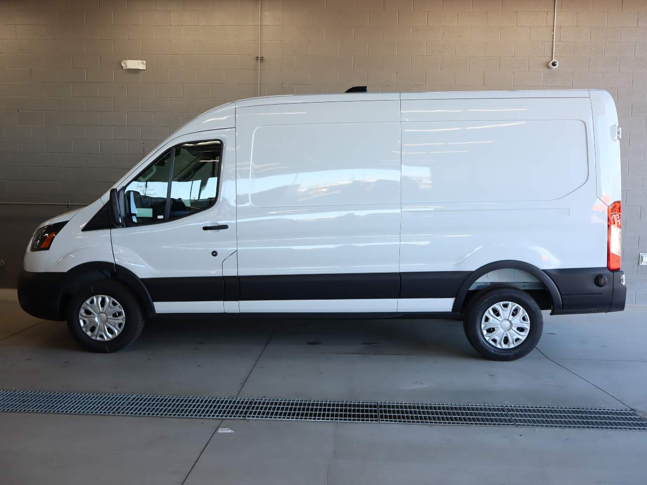 2027 Ford Transit 250