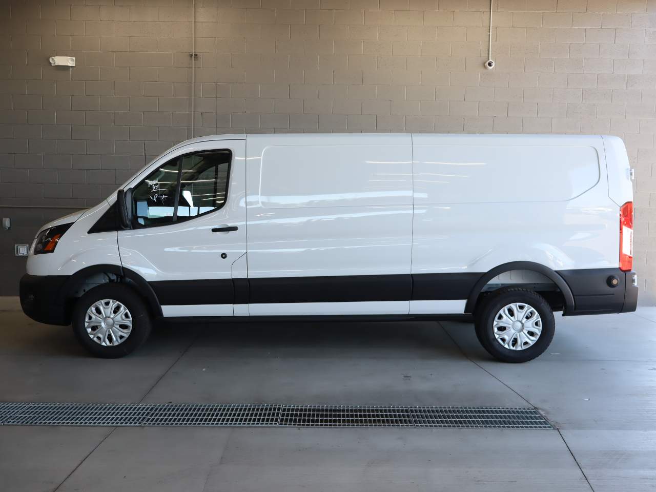 2025 Ford Transit 250