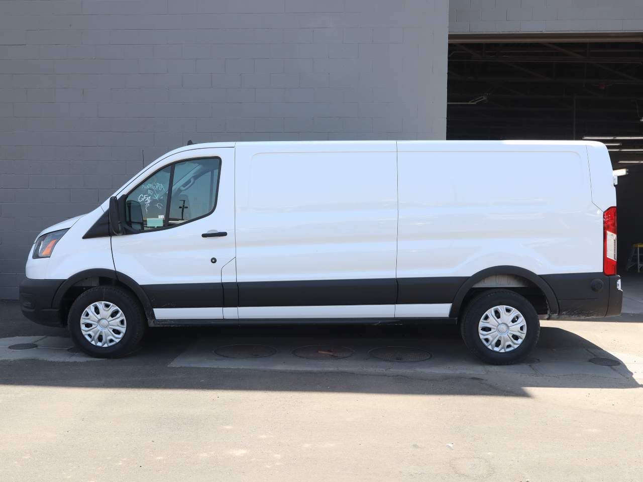 2025 Ford Transit 250