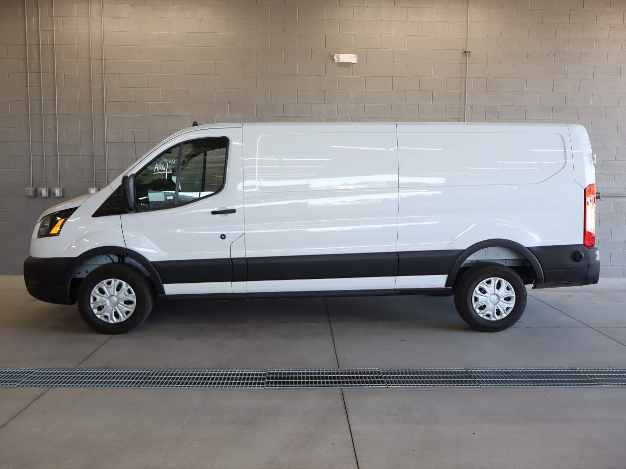 2025 Ford Transit 250
