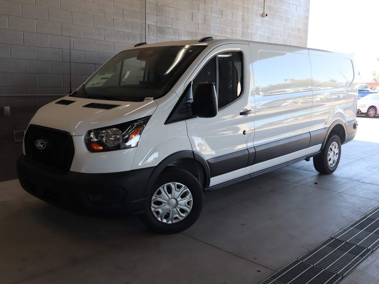 2026 Ford Transit Van Base's photo