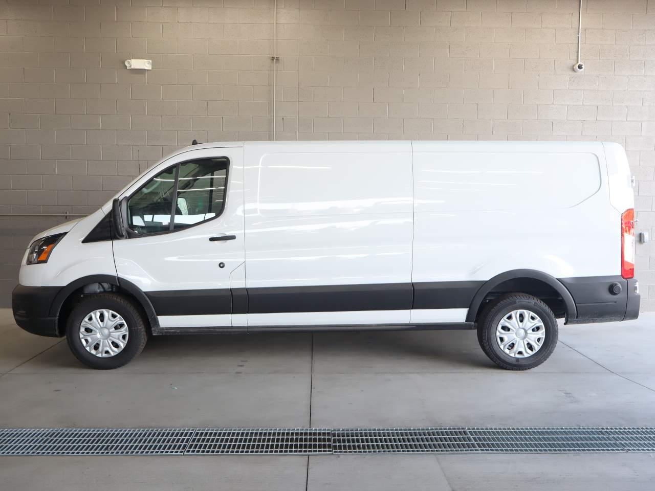 2025 Ford Transit 250