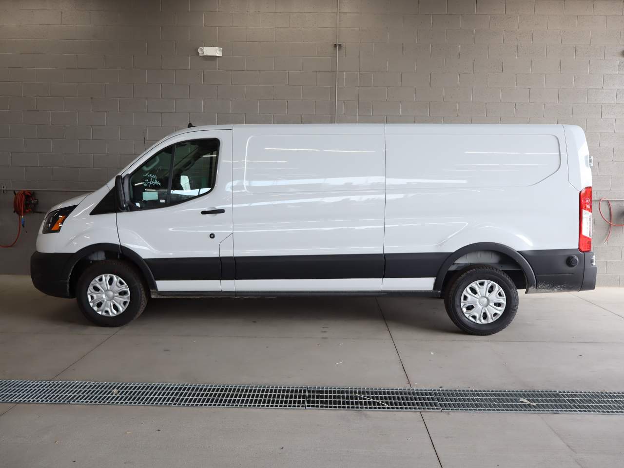 2025 Ford Transit 250