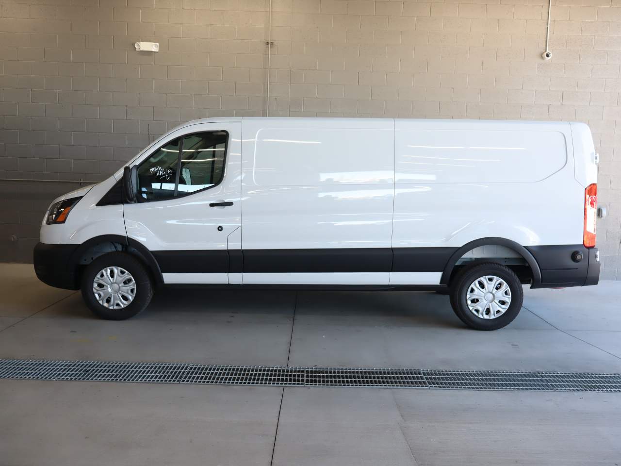 2025 Ford Transit 250