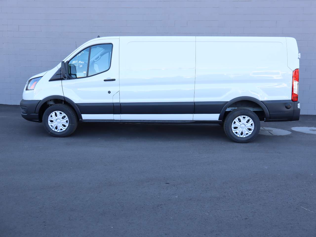 2024 Ford Transit 250