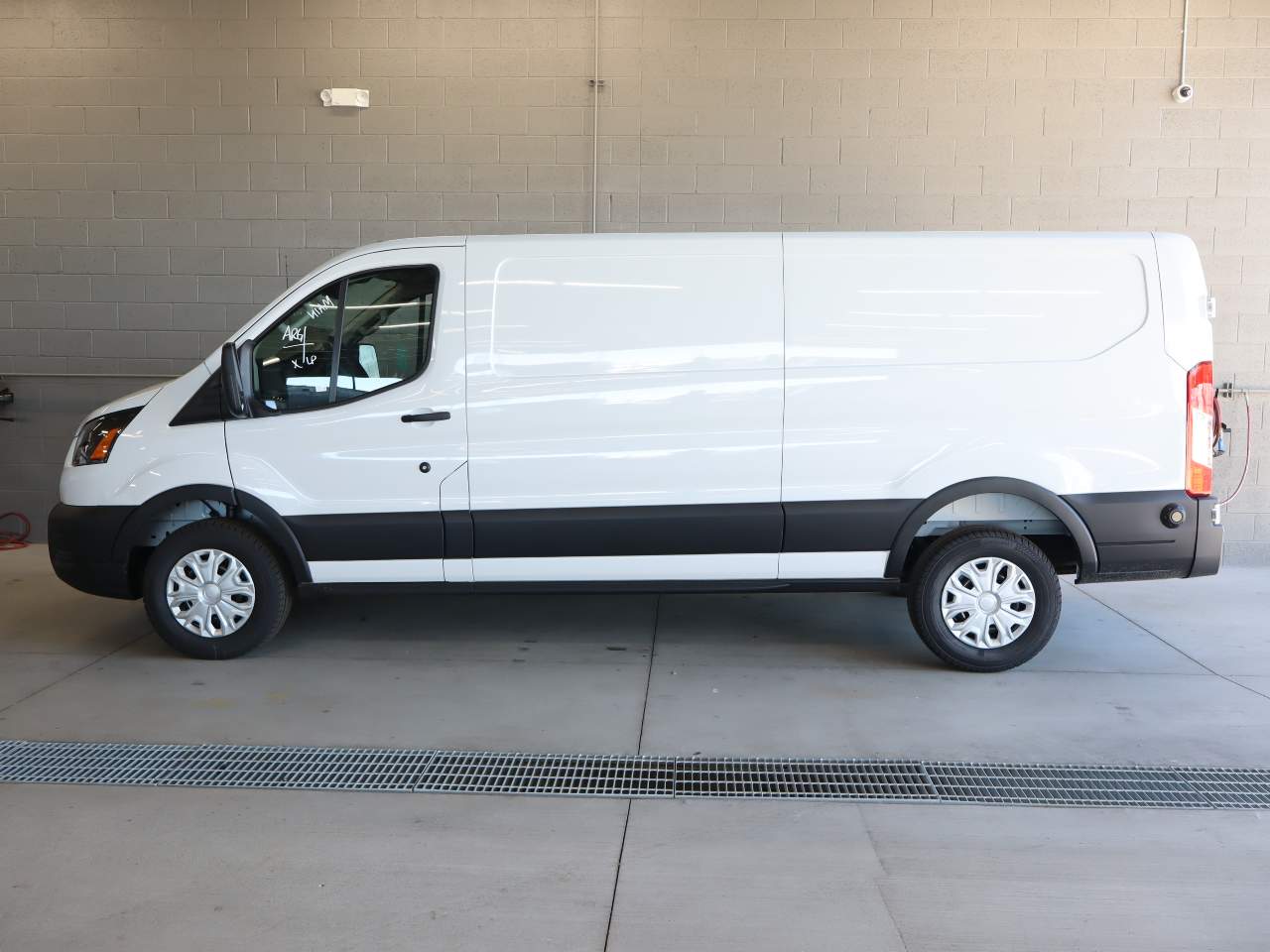 2025 Ford Transit 250