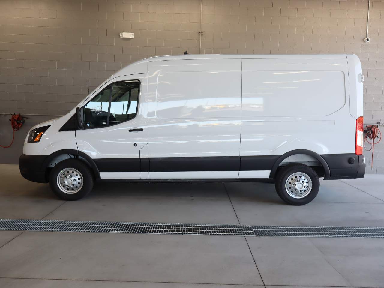 2025 Ford Transit 250