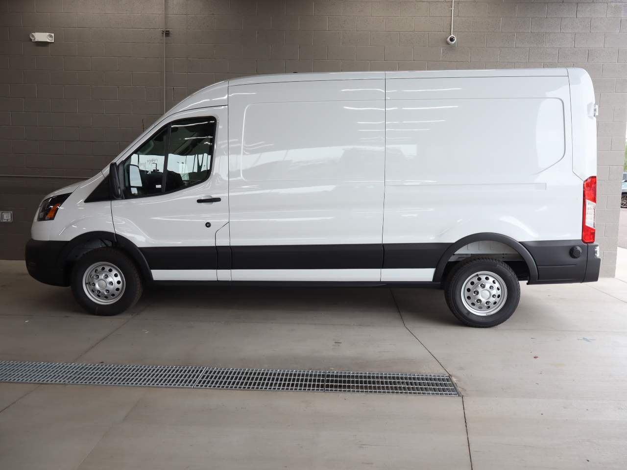 2025 Ford Transit 250