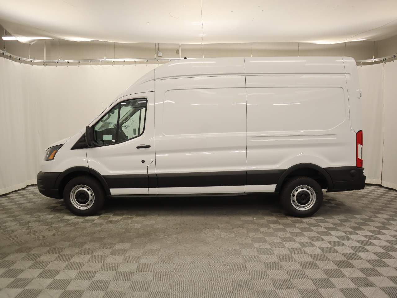 2024 Ford Transit 350