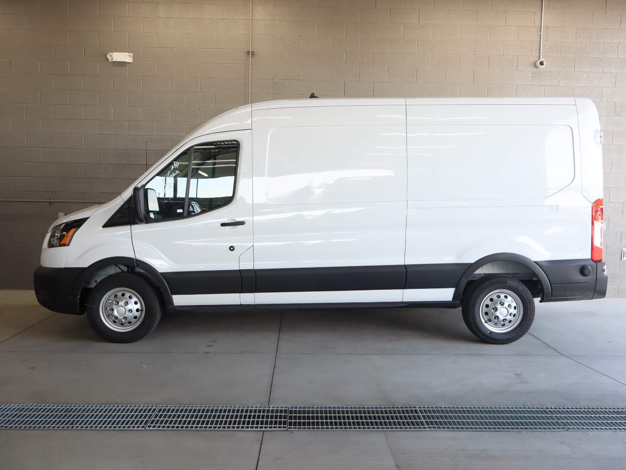 2025 Ford Transit 350