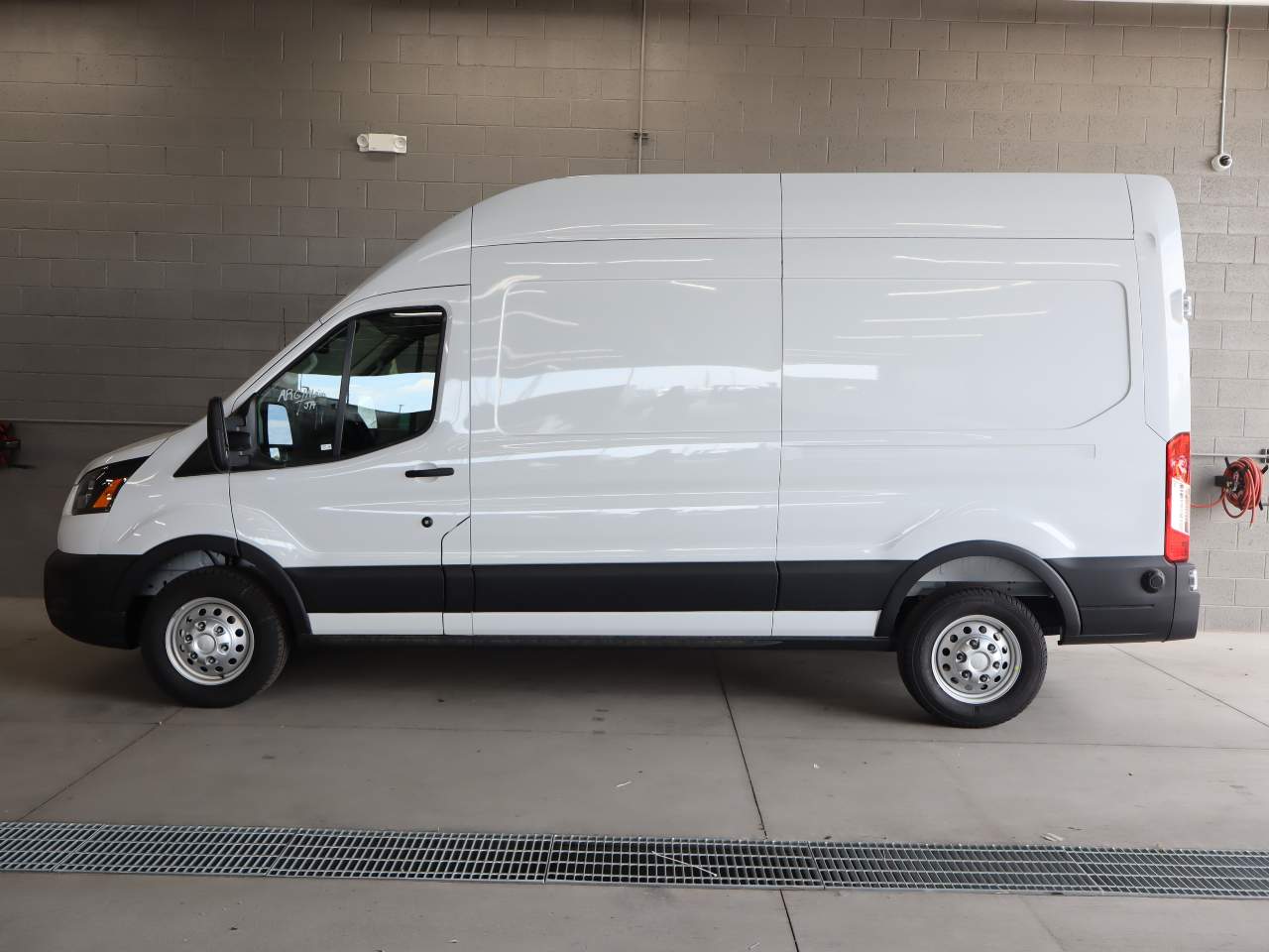 2025 Ford Transit 350