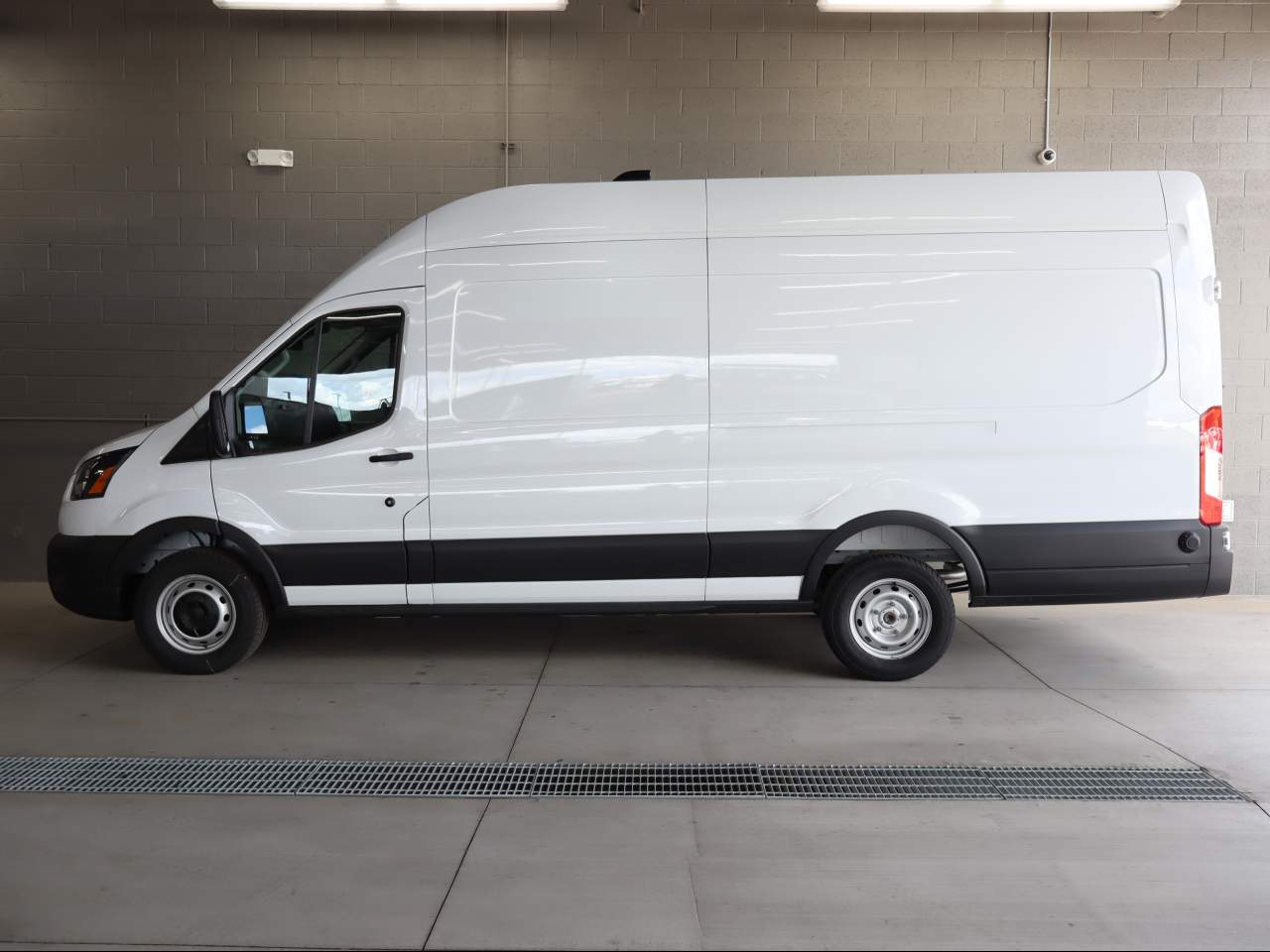 2026 Ford Transit 350