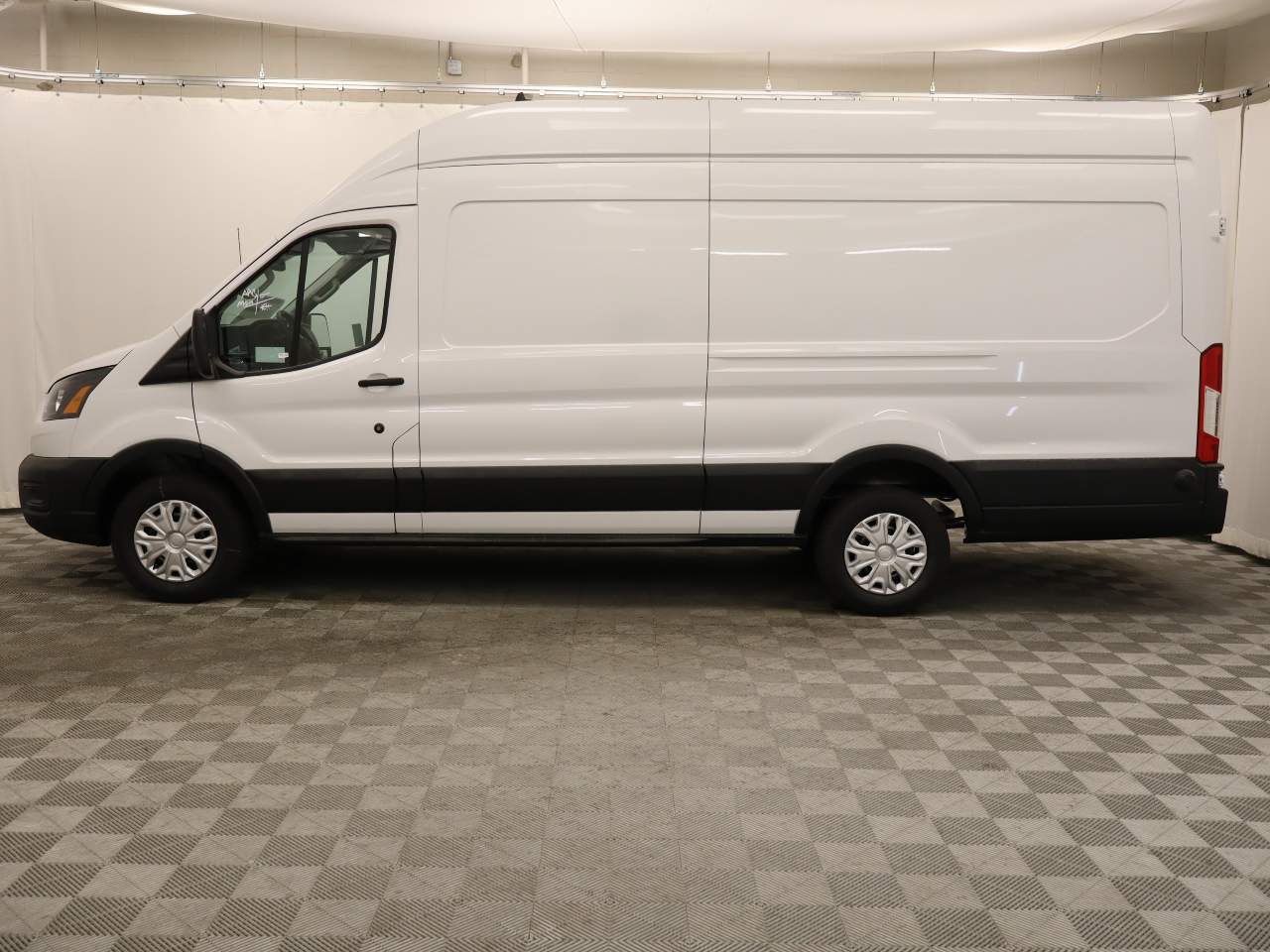 2024 Ford Transit 350