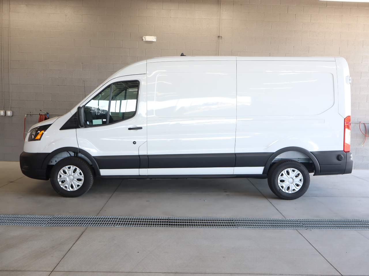 2025 Ford Transit 350