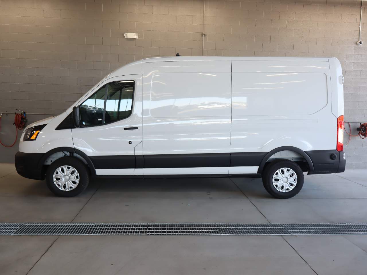 2025 Ford Transit 350