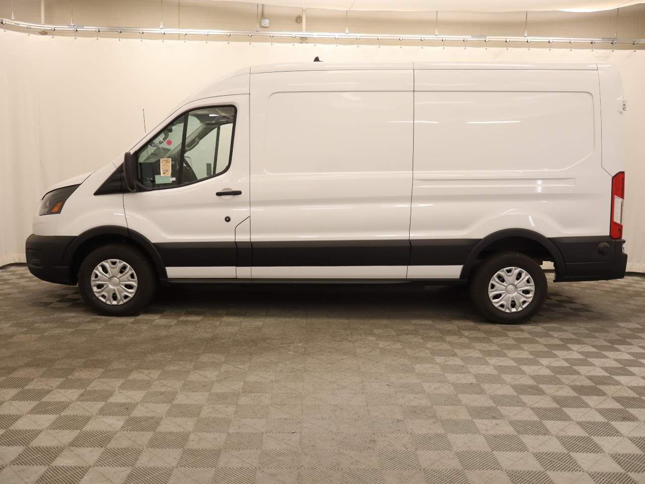 2024 Ford E-Transit 350