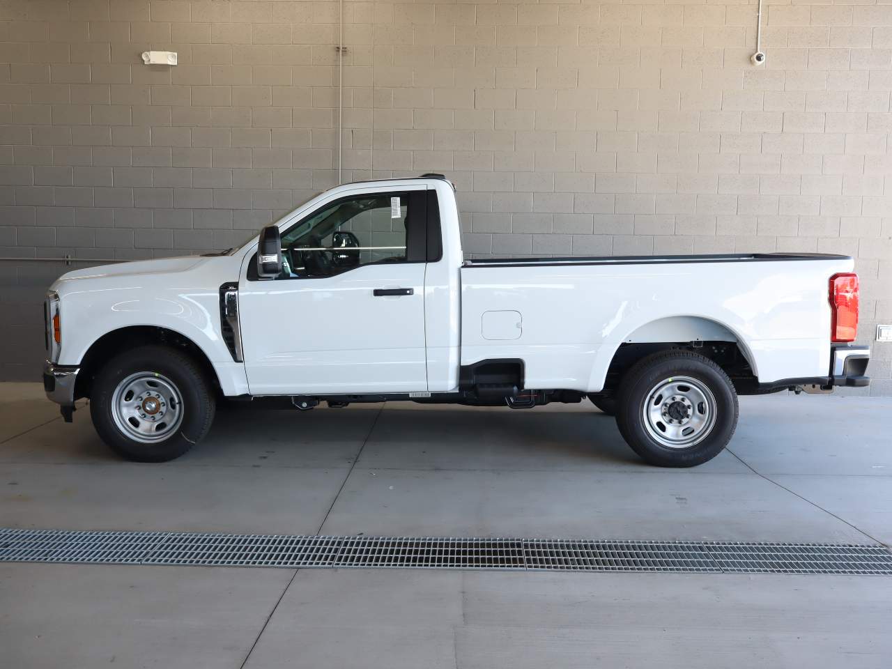 2026 Ford F-350 Super Duty SRW XL