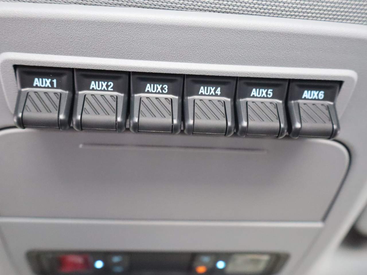 2025 Ford F-350 Super Duty XL - Photo 23