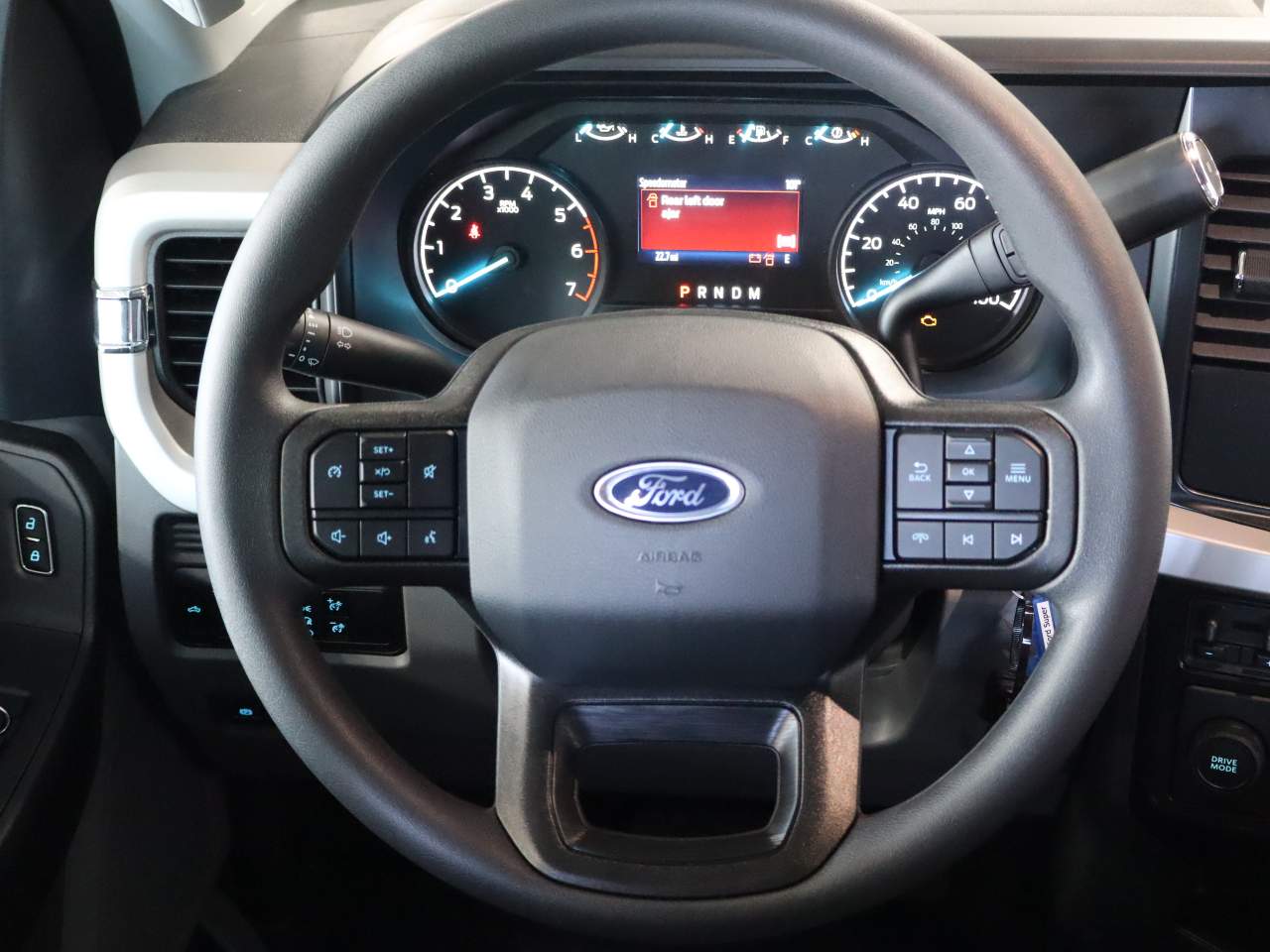 2025 Ford F-350 Super Duty XL - Photo 29