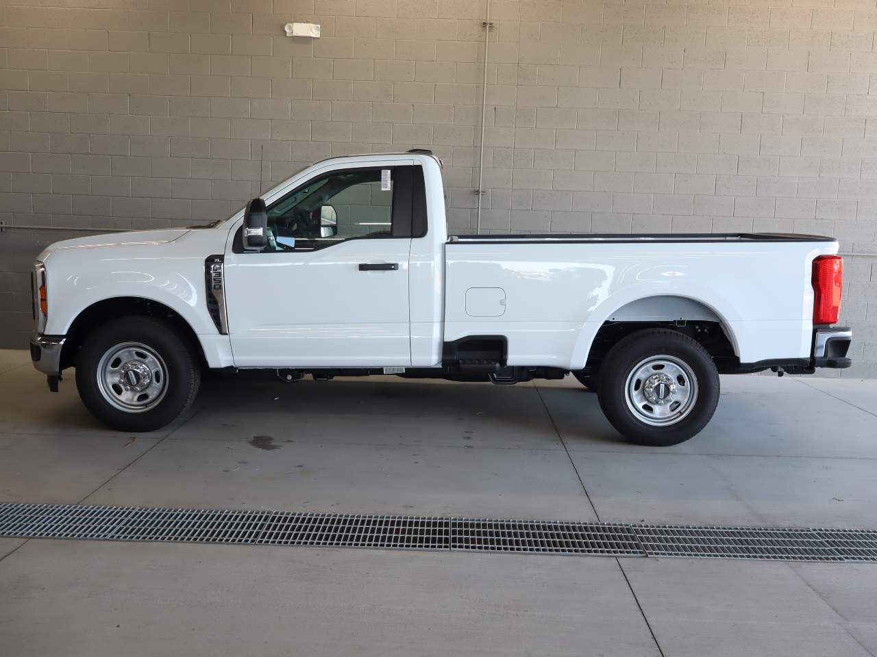 2026 Ford F-350 Super Duty SRW XL