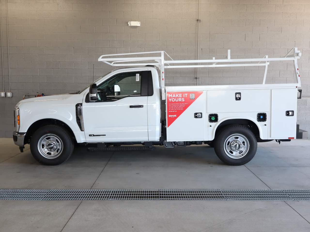 2025 Ford F-350 Super Duty SRW XL