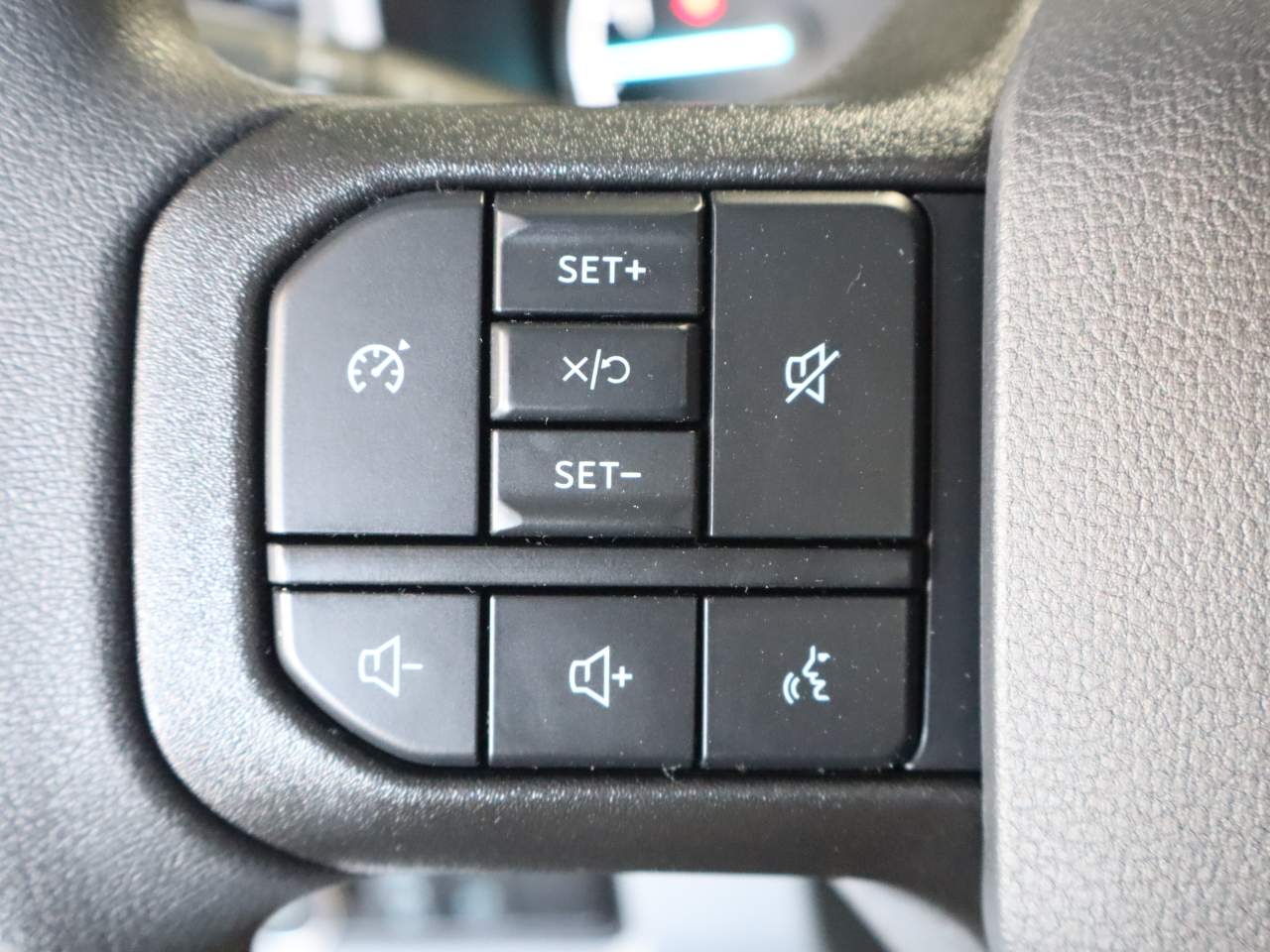2025 Ford F-350 Super Duty XL - Photo 26