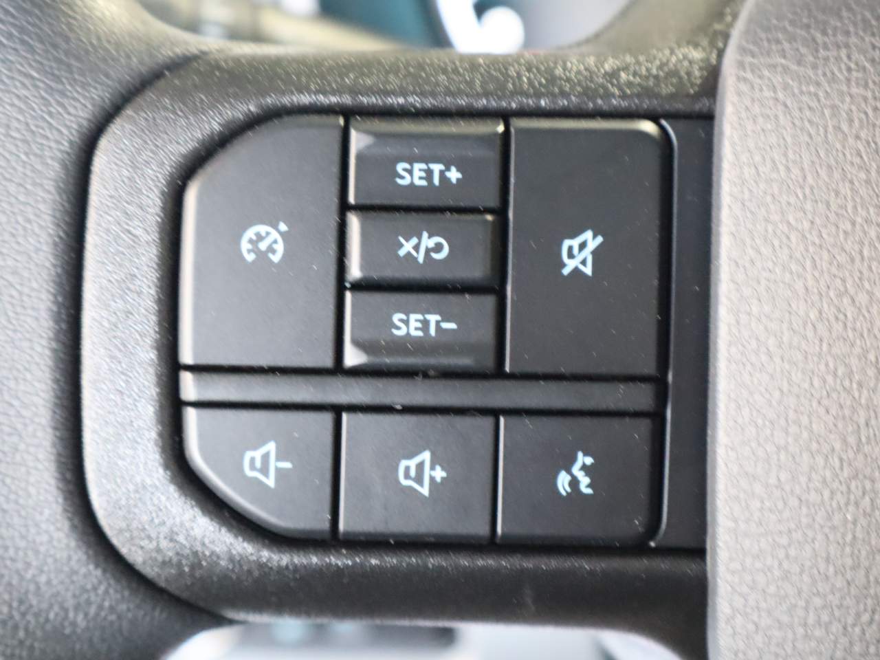 2025 Ford F-350 Super Duty XL - Photo 31