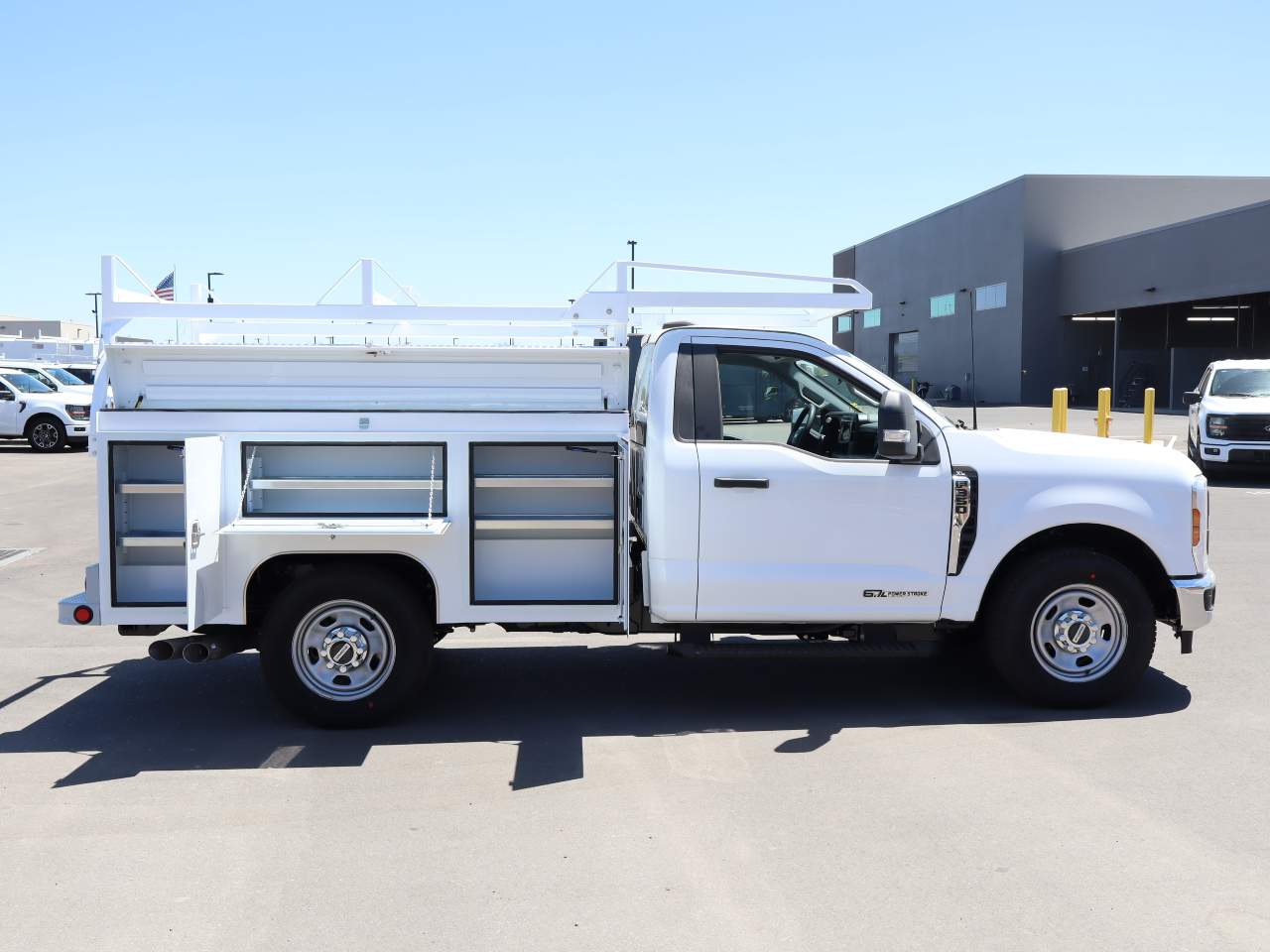 2025 Ford F-350 Super Duty XL - Photo 16
